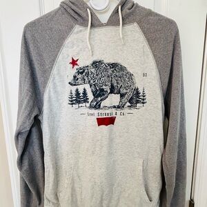 Levi's Gray and Cream Bear Graphic Hoodie